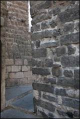 Une image contenant btiment, mur, brique, pierre

Description gnre automatiquement